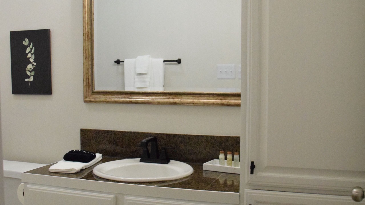 Photo of Bathroom in Highlands - Perkins