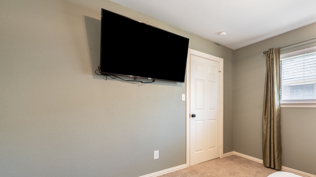 Photo of Bedroom in Southwest Carrollton