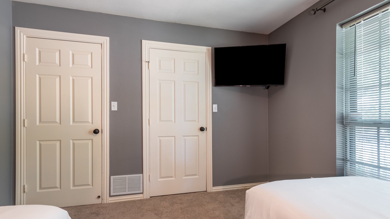 Photo of Bedroom in Southwest Carrollton