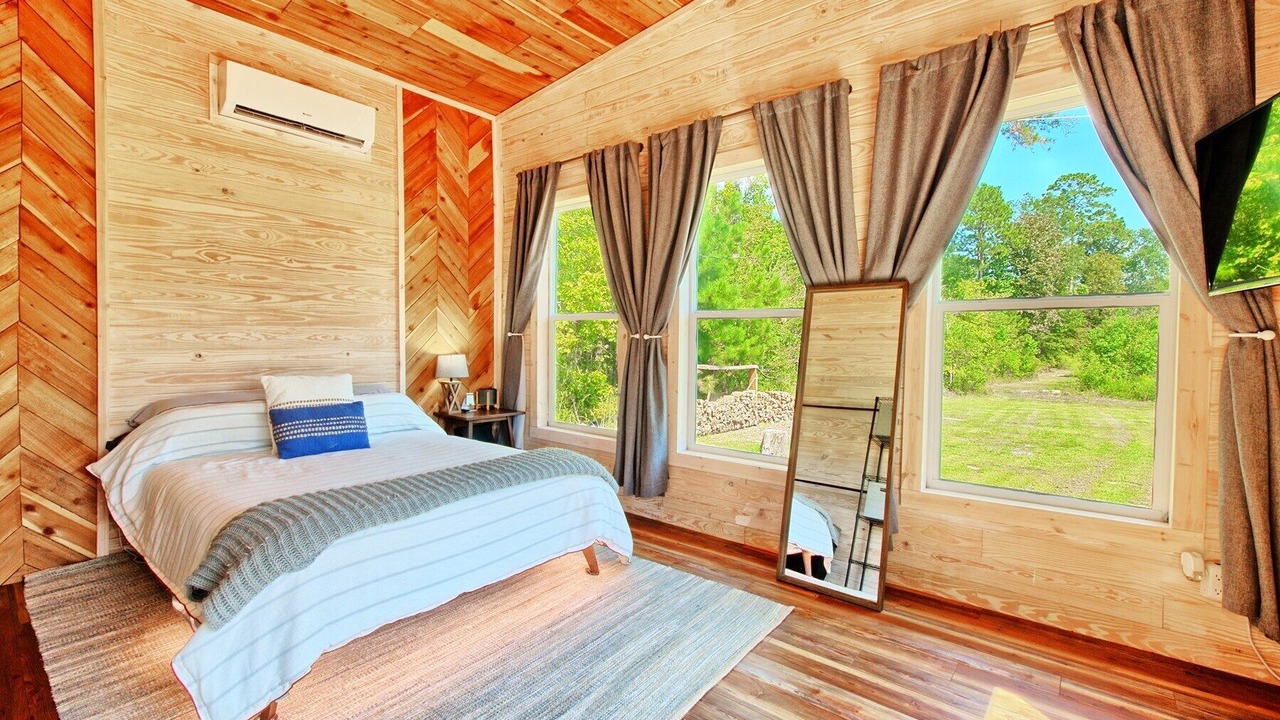Photo of Bedroom in South Toledo Bend