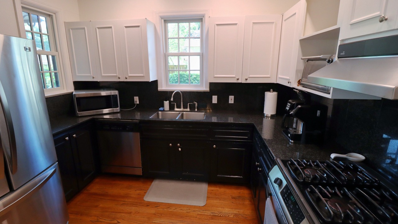 Photo of Kitchen in Highlands - Perkins