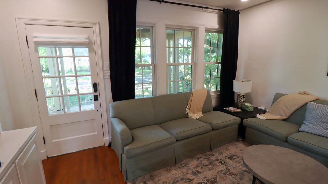 Photo of Livingroom in Highlands - Perkins