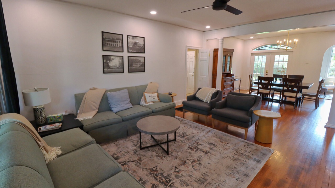 Photo of Livingroom in Highlands - Perkins