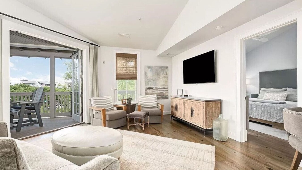 Photo of Livingroom in Rosemary Beach