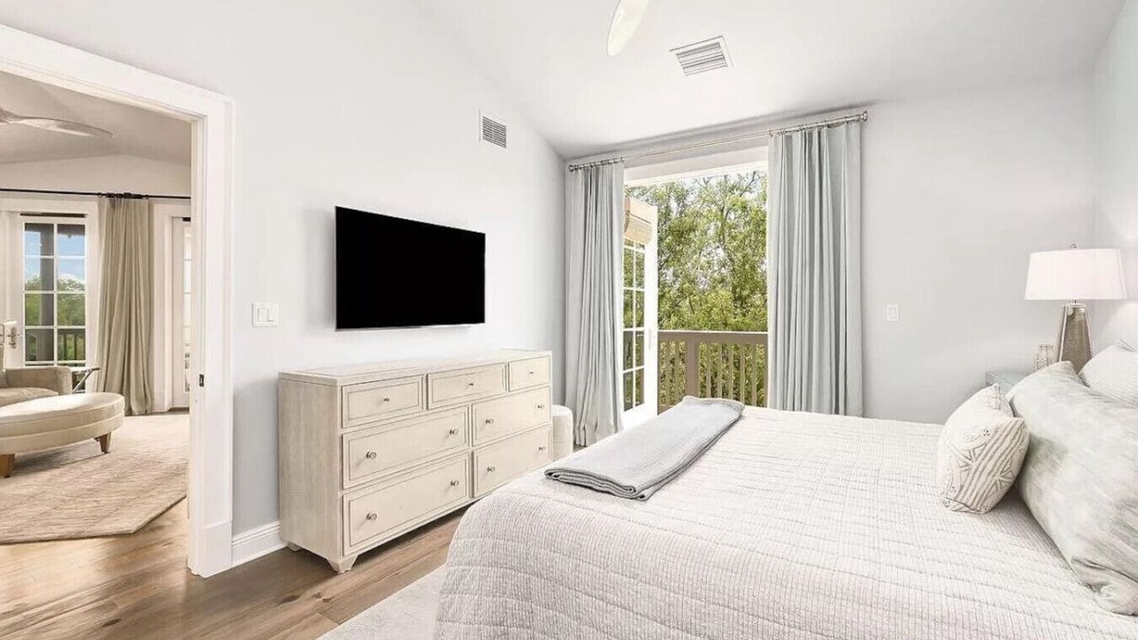 Photo of Bedroom in Rosemary Beach