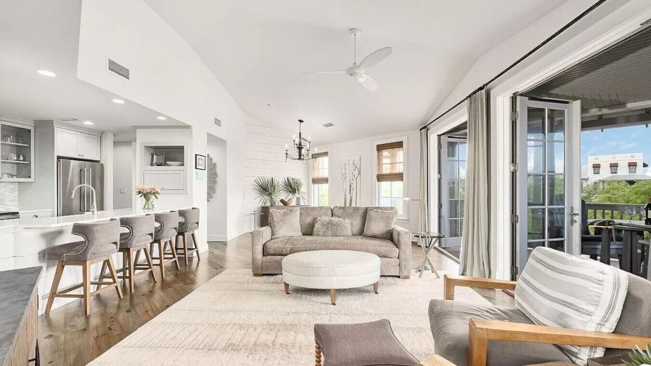 Photo of Livingroom in Rosemary Beach