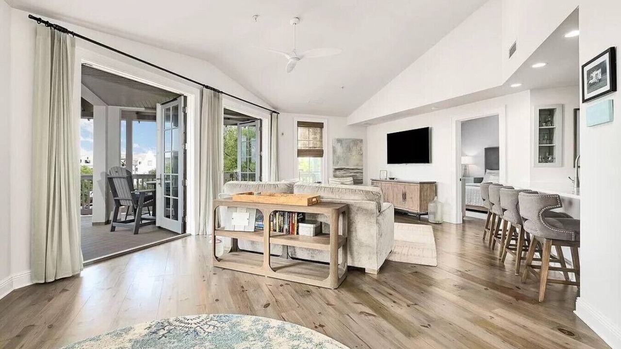 Photo of Livingroom in Rosemary Beach