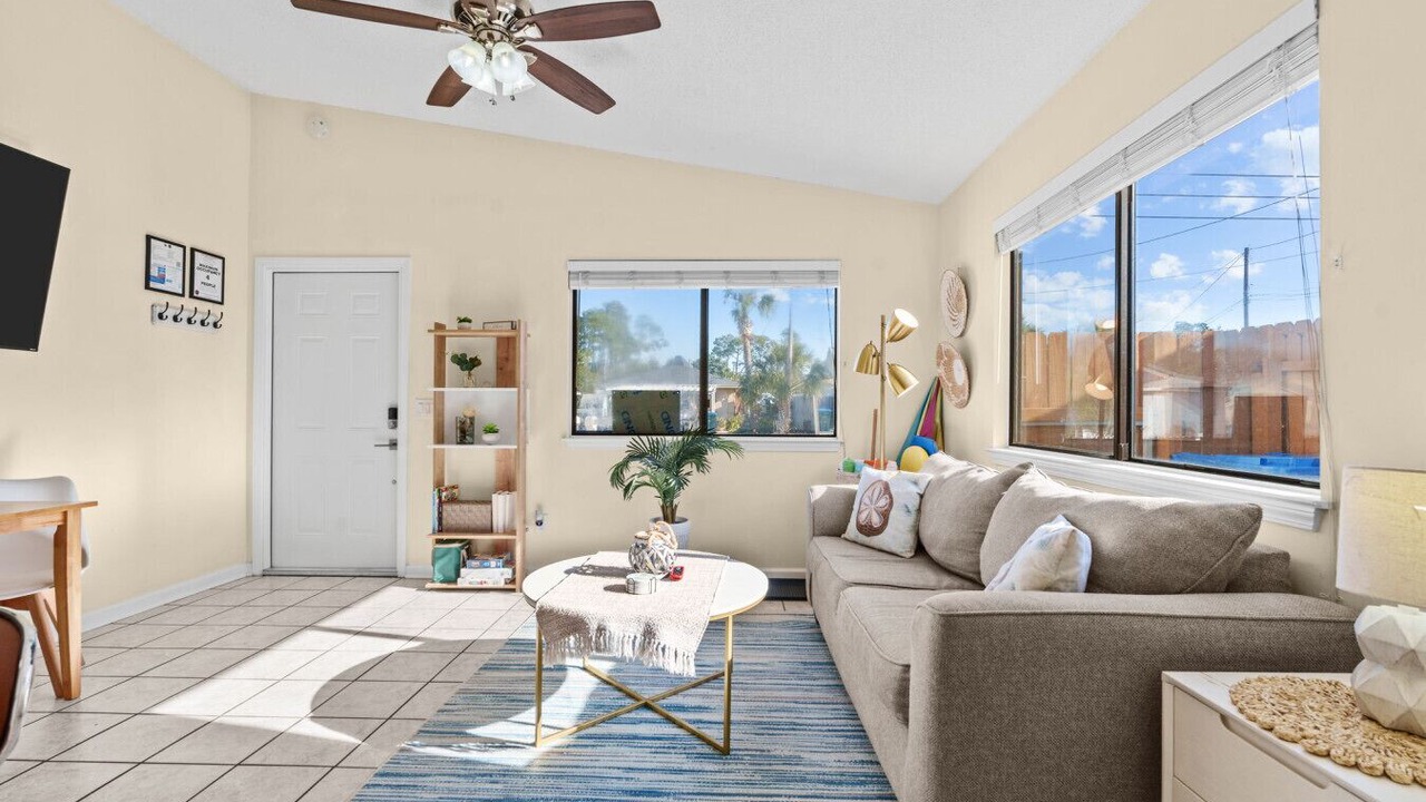 Photo of Bedroom in Biltmore Beach