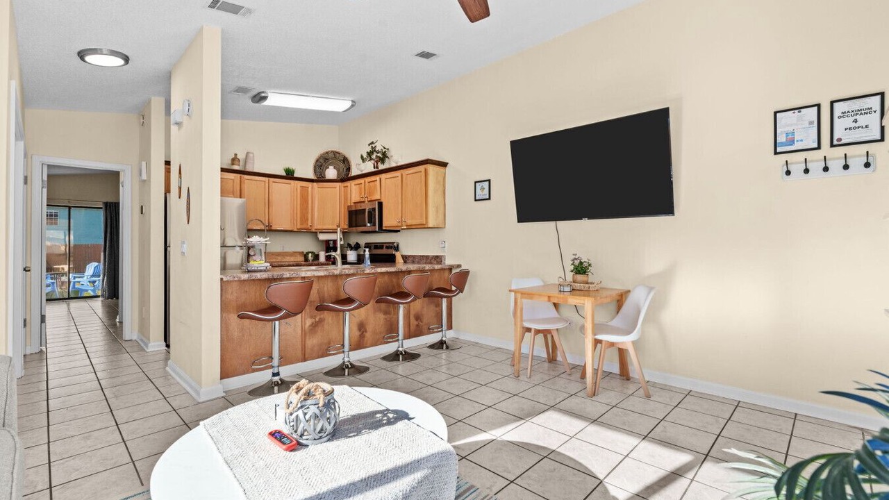 Photo of Bedroom in Biltmore Beach