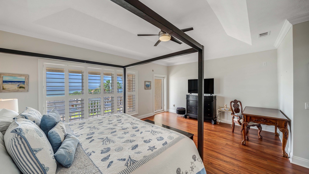 Photo of Patio Balcony in Laguna Beach Estates