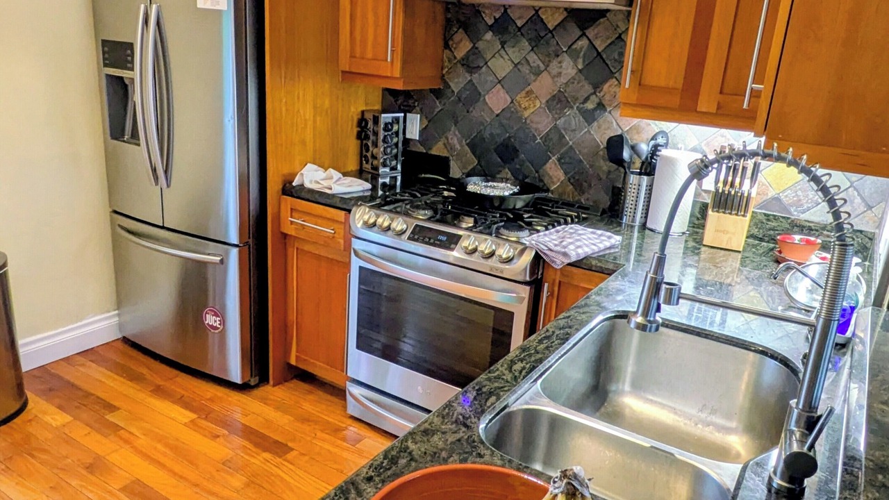 Photo of Kitchen in Poinsettia Heights