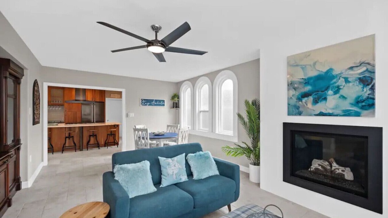 Photo of Livingroom in Warrington