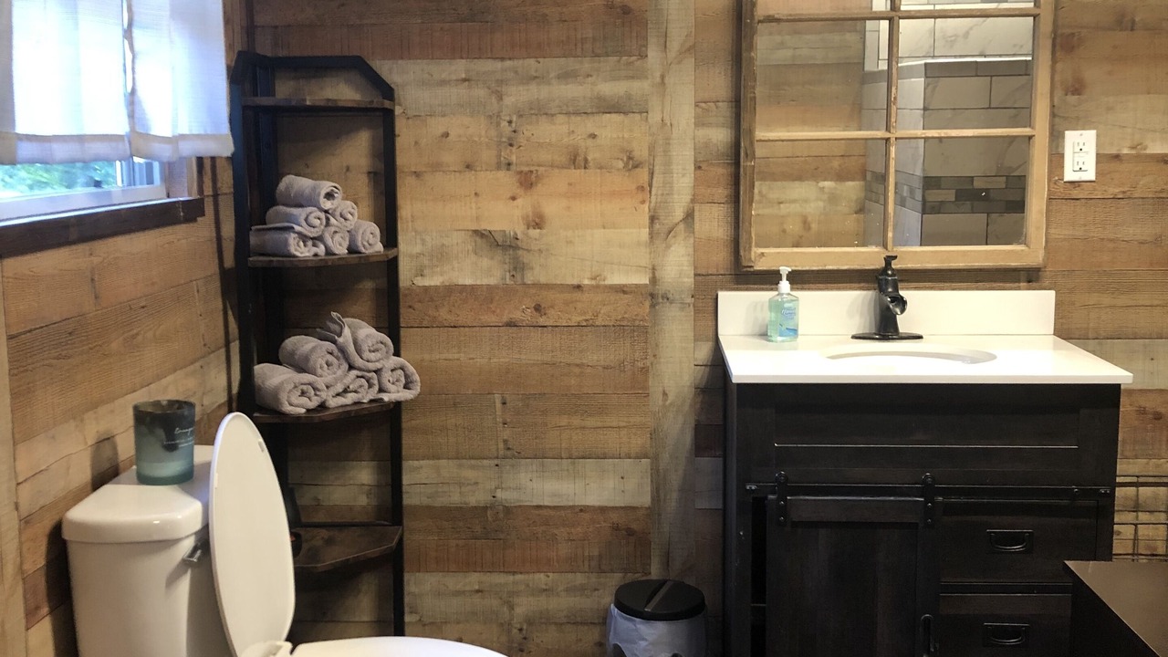 Photo of Bathroom in Laneville