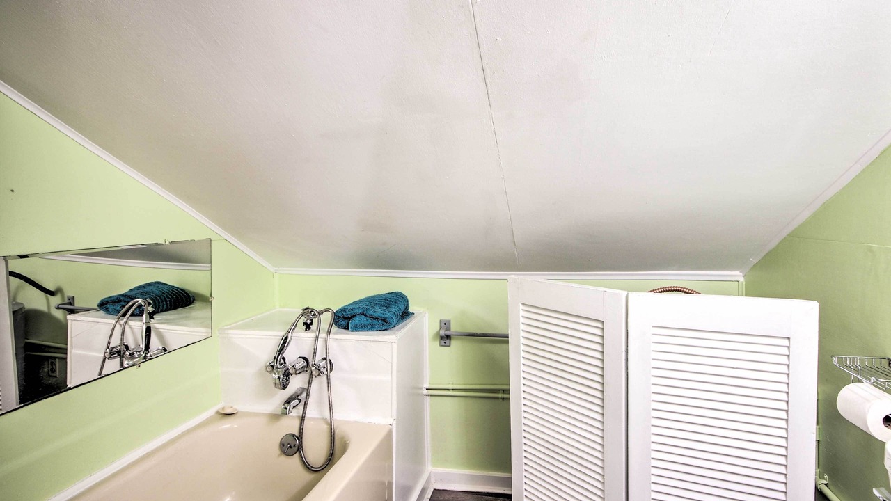 Photo of Bathroom in Natchez
