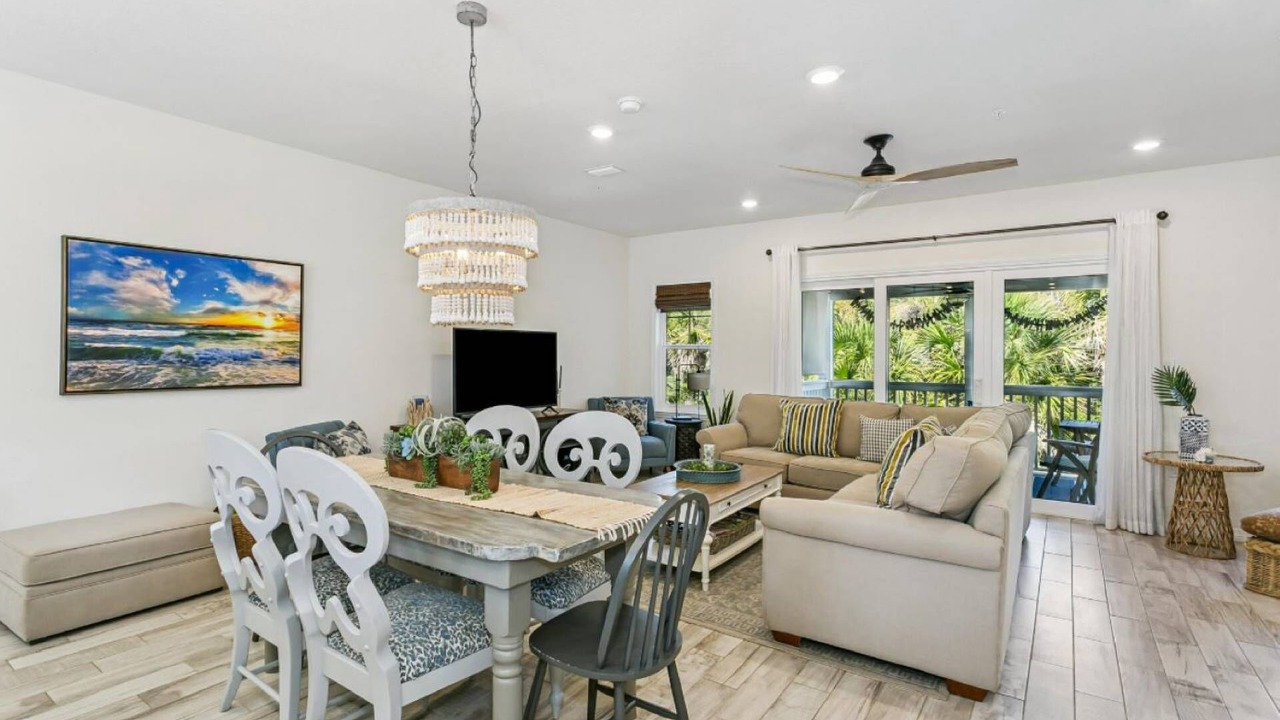 Photo of Livingroom in Ono Island