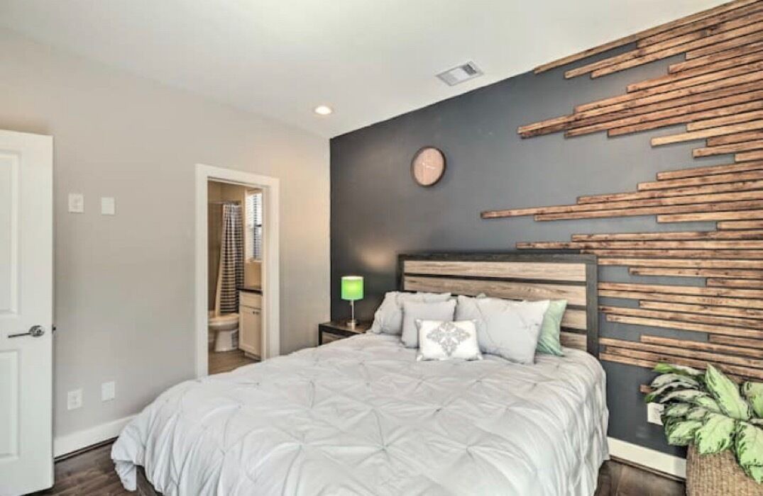 Photo of Bedroom in Northside
