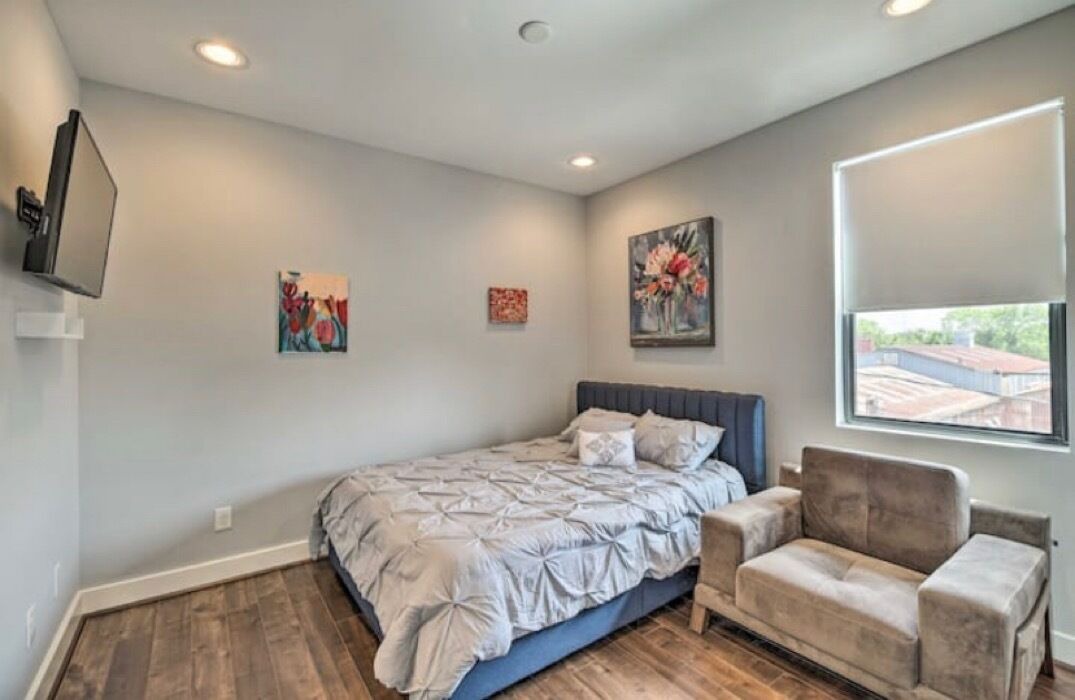 Photo of Bedroom in Northside