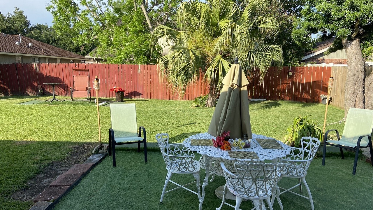 Photo of Outdoor in Little Woods