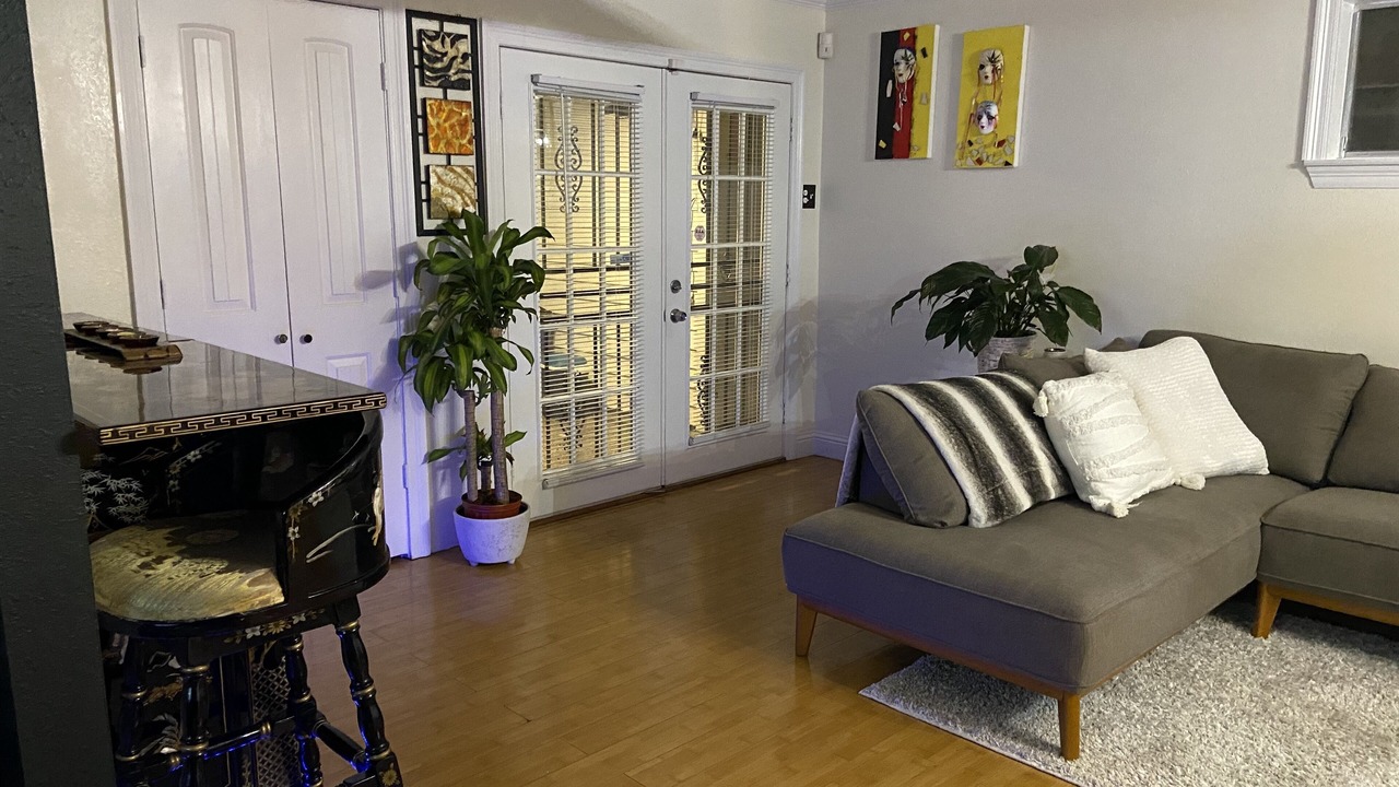 Photo of Livingroom in Little Woods