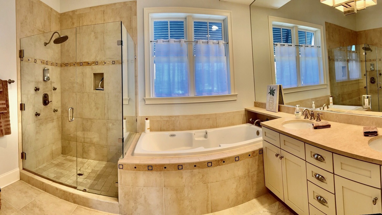 Photo of Bathroom in Crawfordville