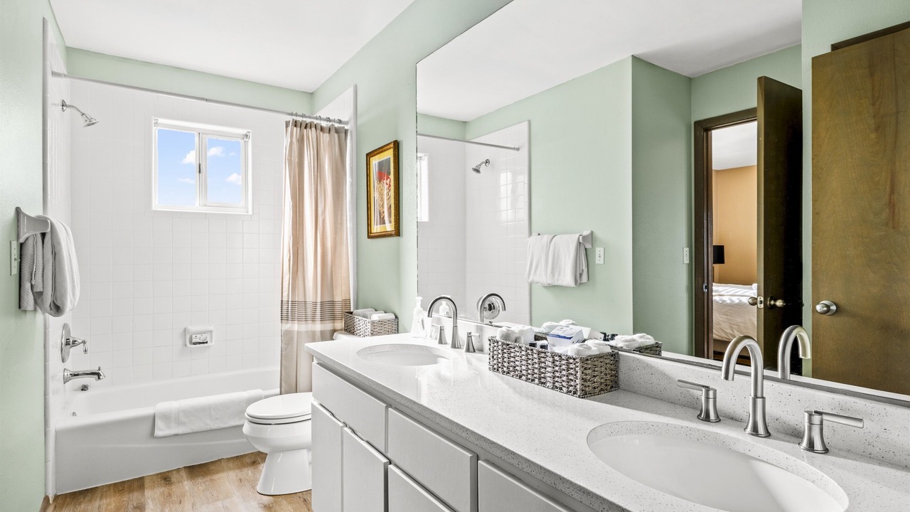Photo of Bathroom in Plantation
