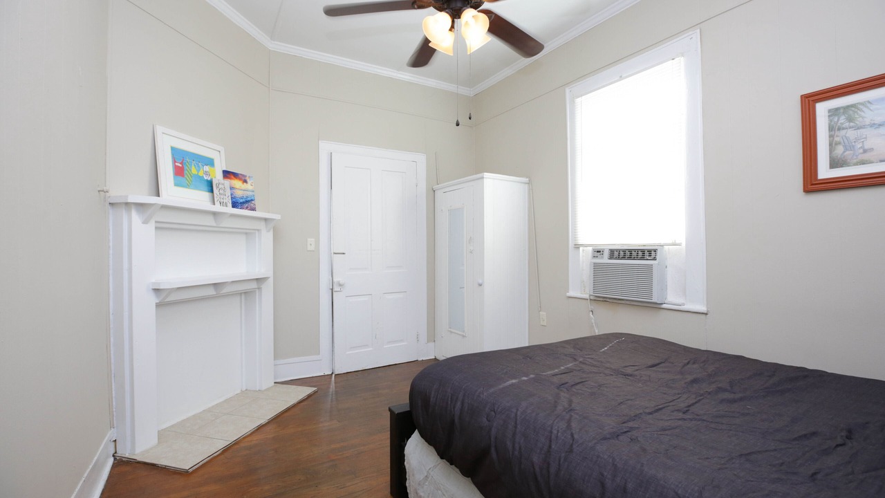 Photo of Bedroom in Downtown