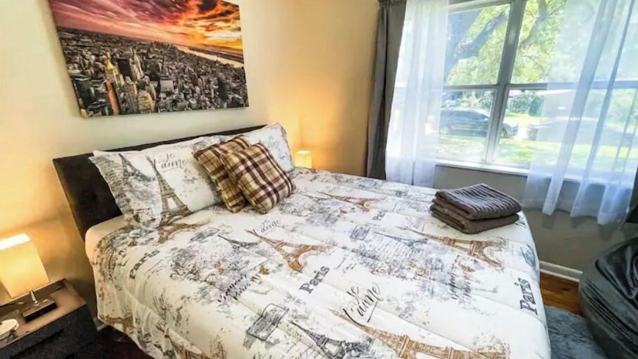 Photo of Bedroom in Milton