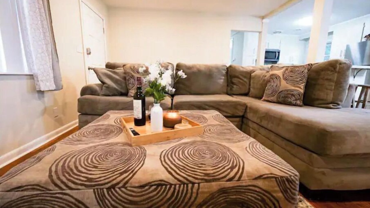 Photo of Livingroom in Milton