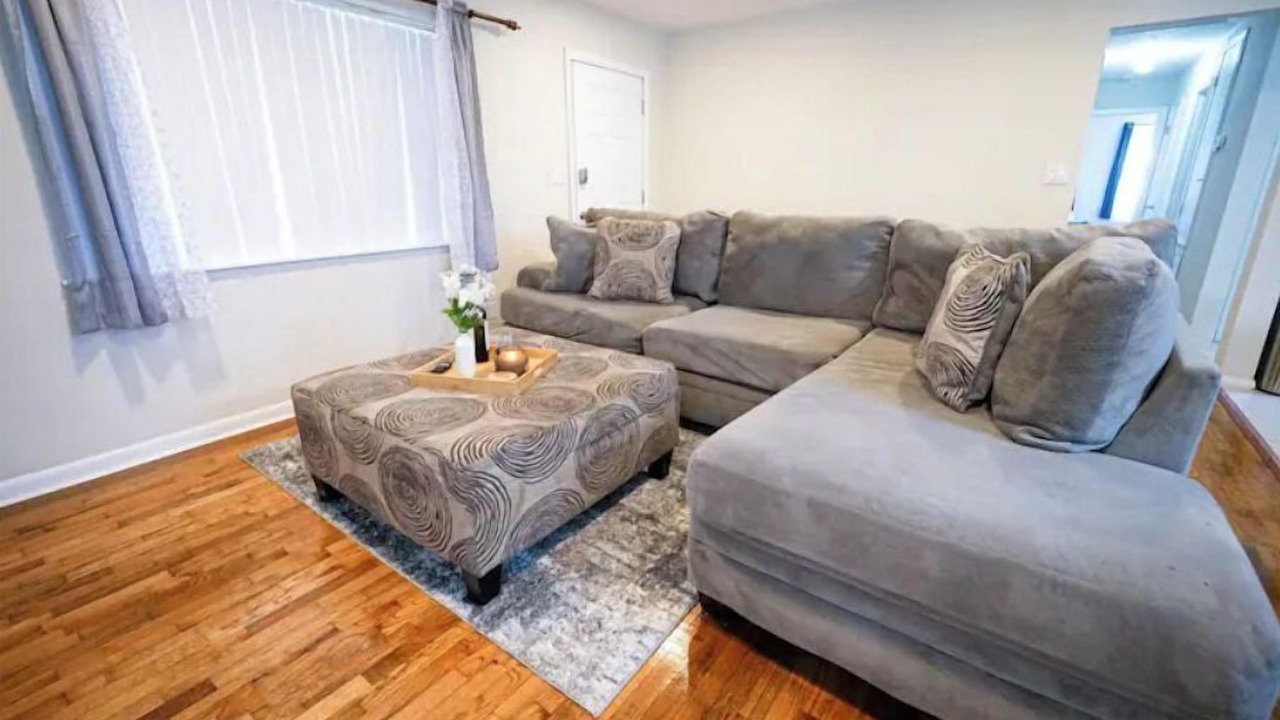 Photo of Livingroom in Milton