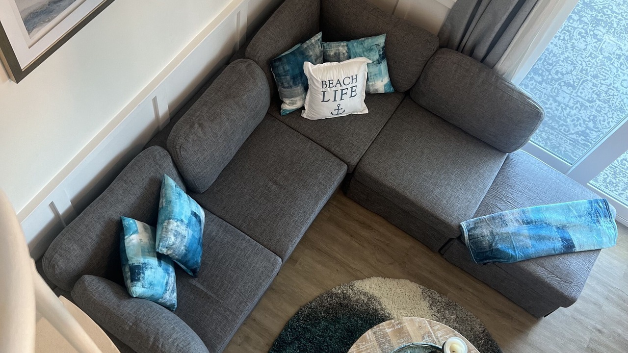 Photo of Livingroom in Lower Grand Lagoon