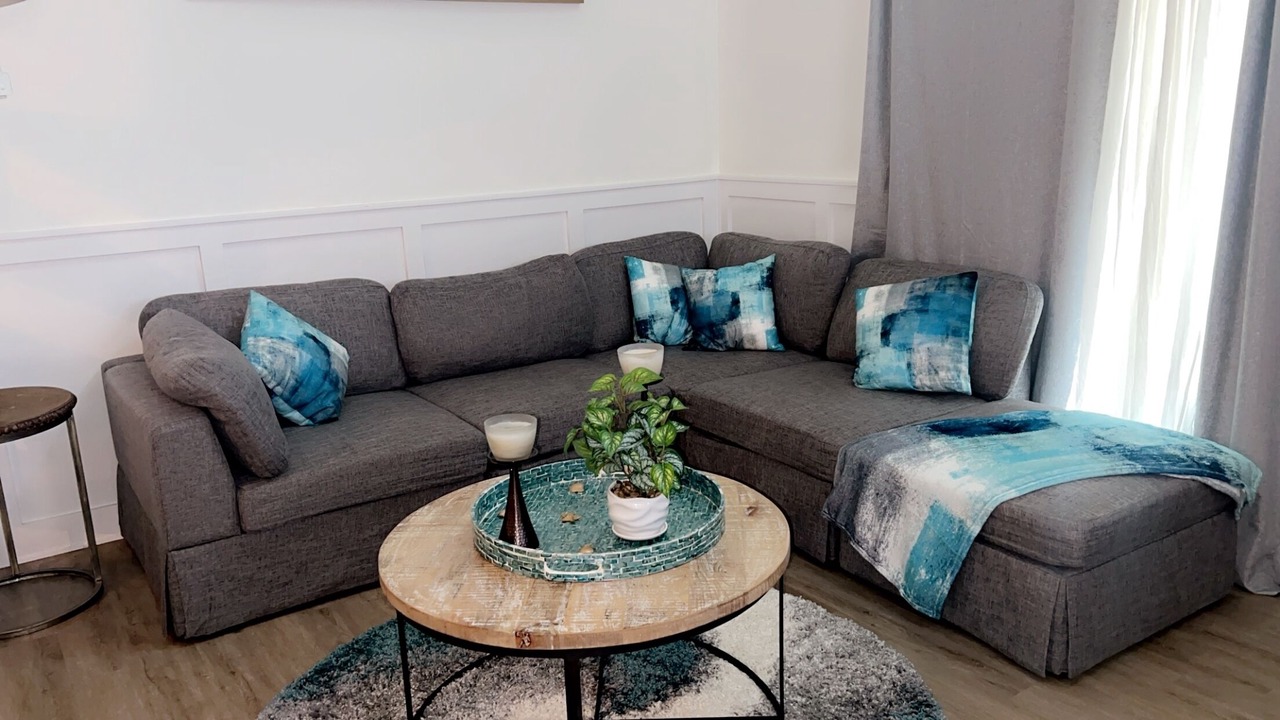 Photo of Livingroom in Lower Grand Lagoon