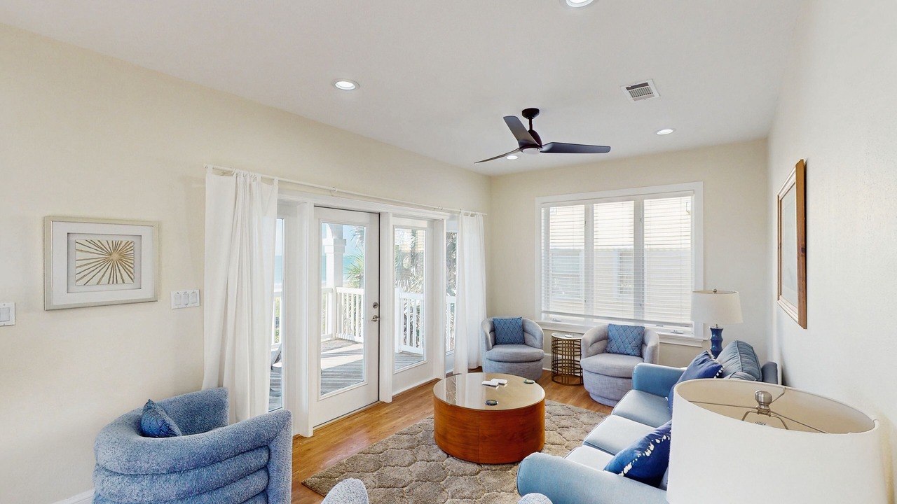 Photo of Livingroom in Plantation