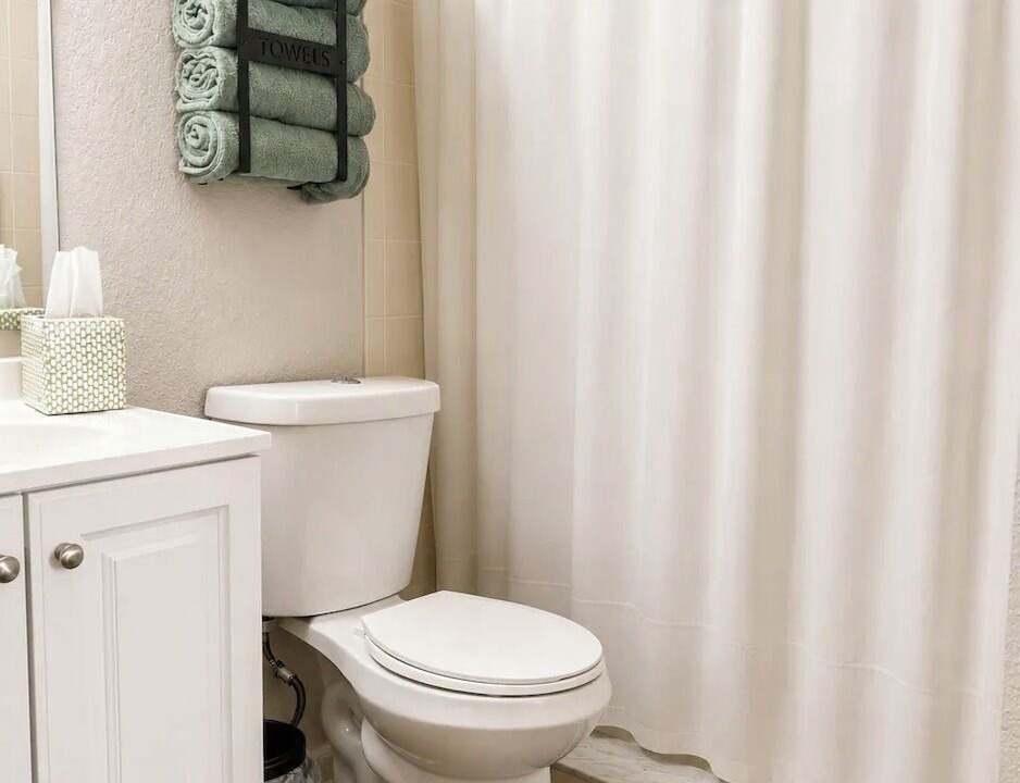 Photo of Bathroom in Embassy Hills