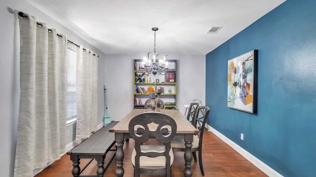 Photo of Livingroom in Wright