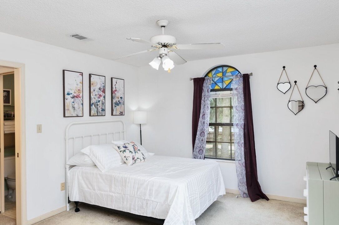 Photo of Bedroom in Northeast Pensacola