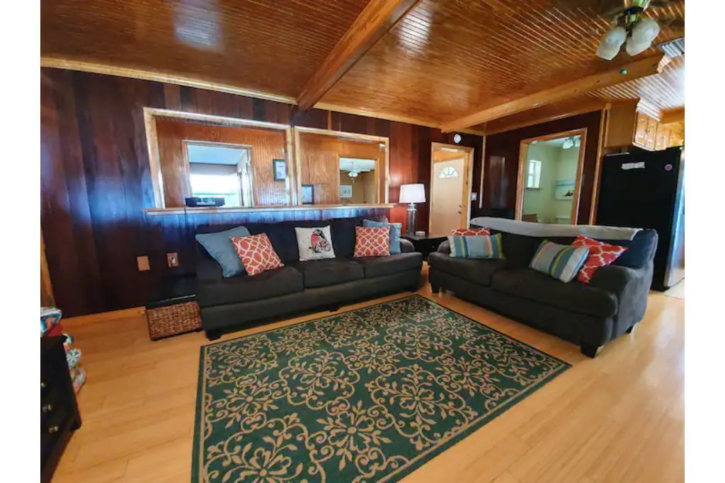 Photo of Livingroom in Edgar