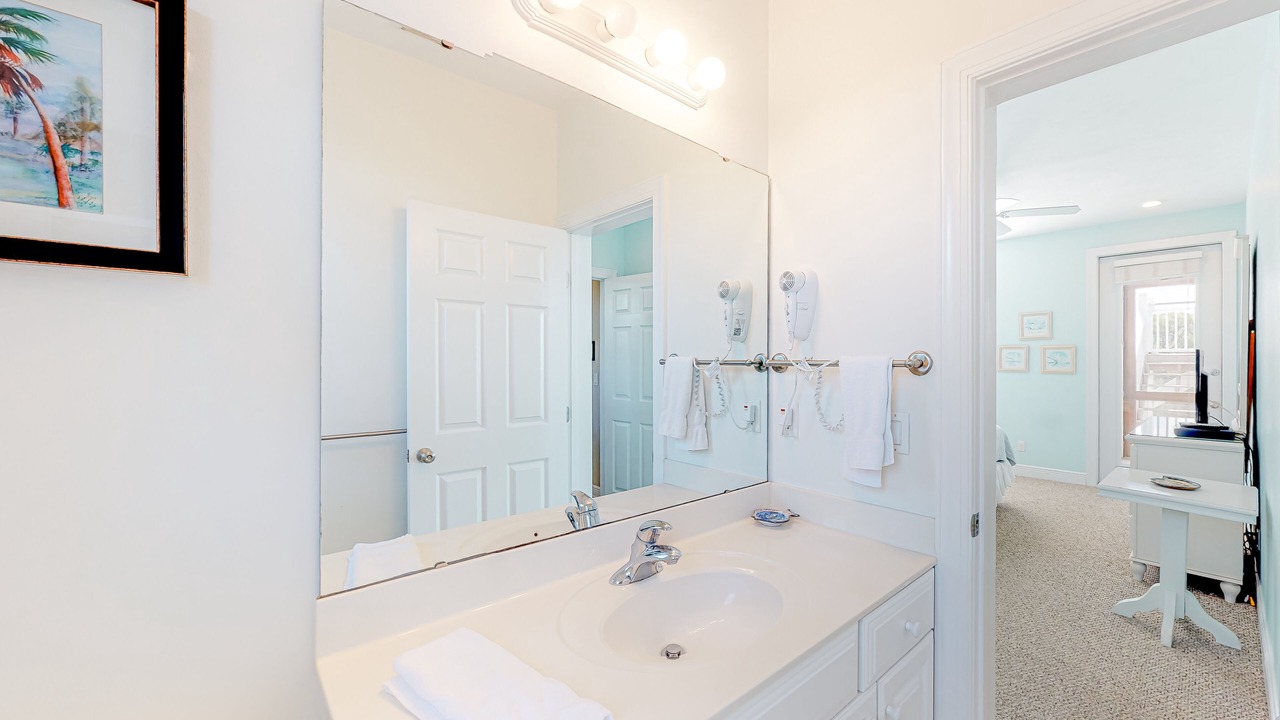 Photo of Bathroom in Treasure Beach Village