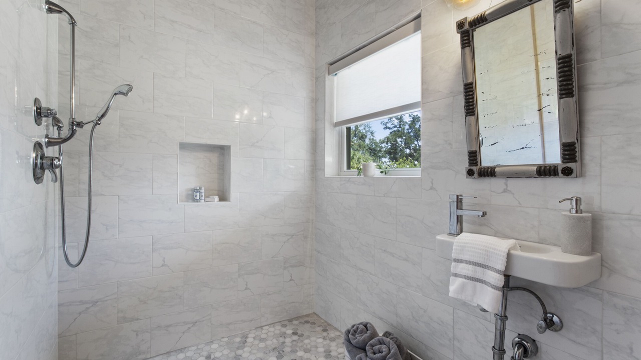 Photo of Bathroom in Bay St Louis