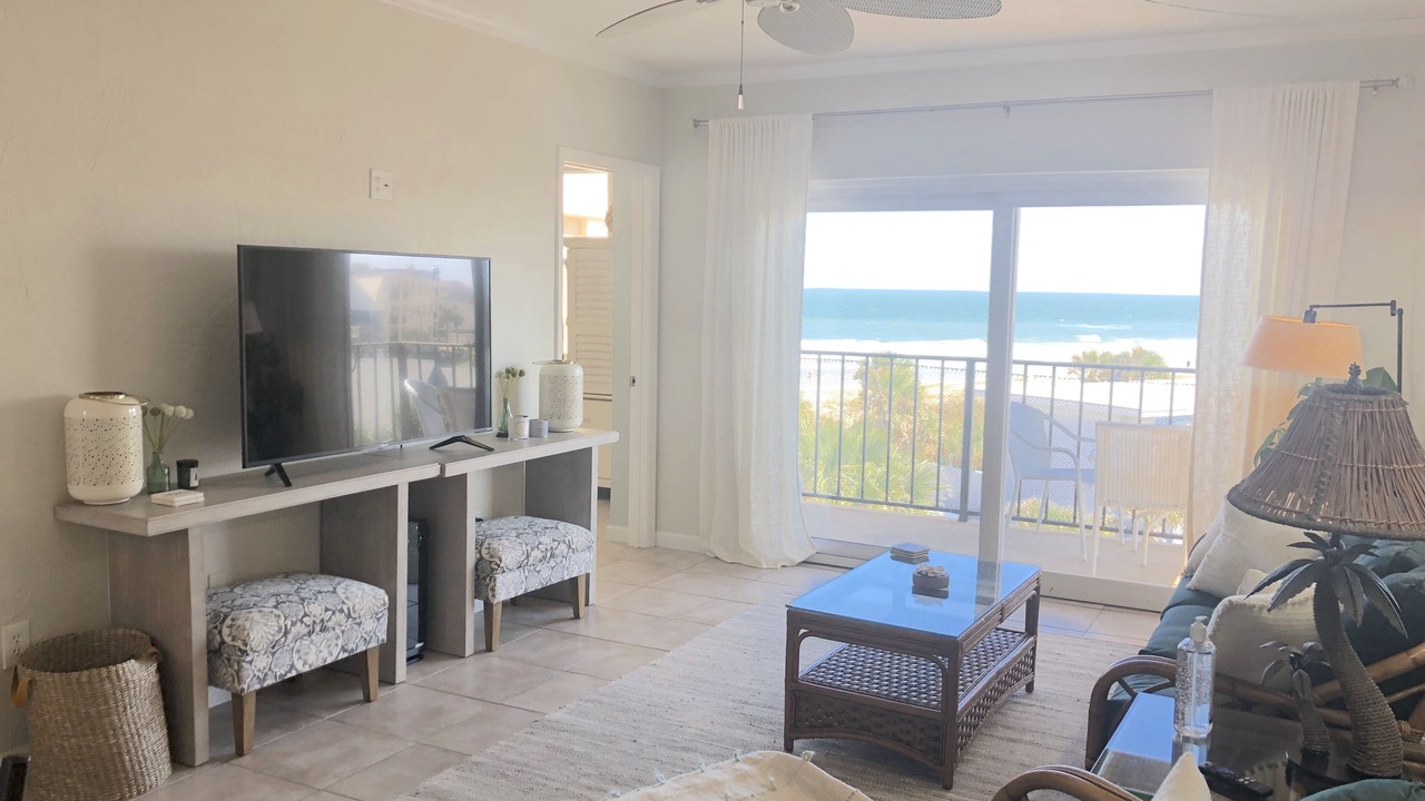 Photo of Bedroom in Jacksonville Beach