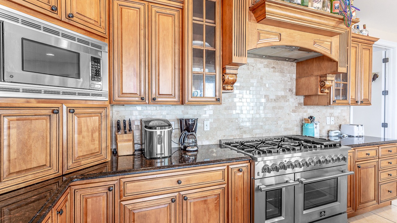 Photo of Kitchen in Sea Palm Village