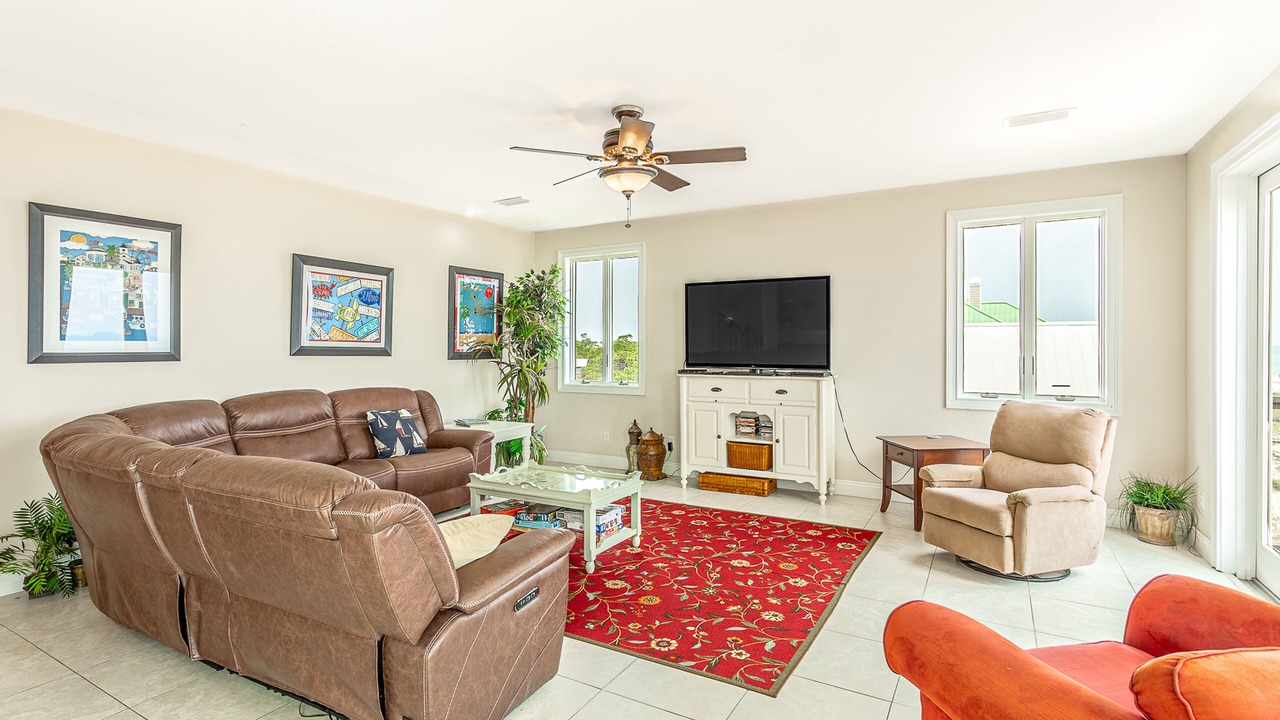 Photo of Livingroom in Sea Palm Village