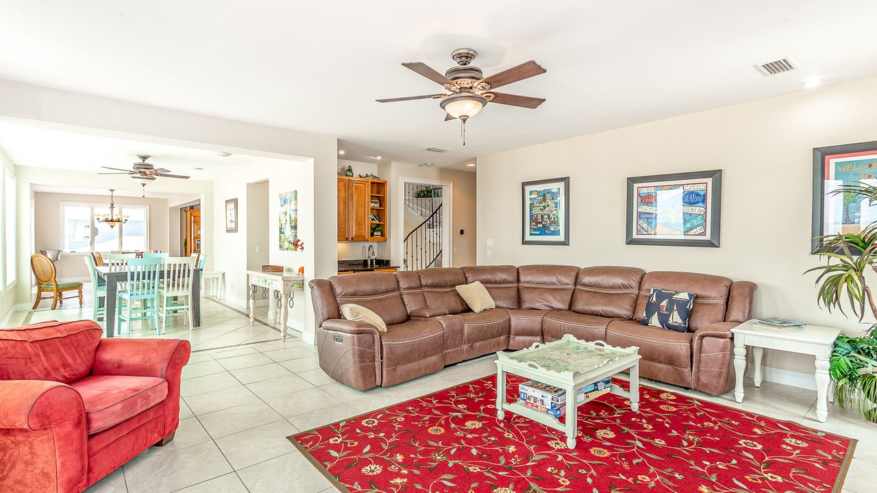 Photo of Livingroom in Sea Palm Village