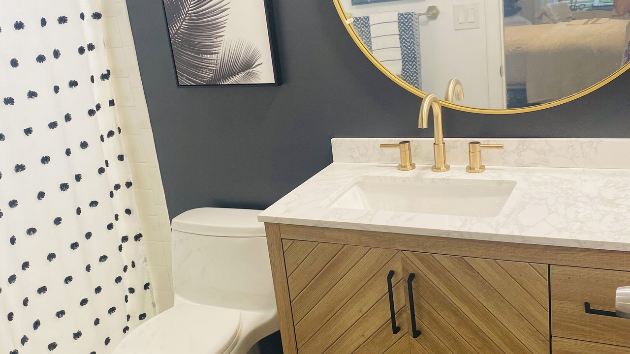 Photo of Bathroom in Central Naples