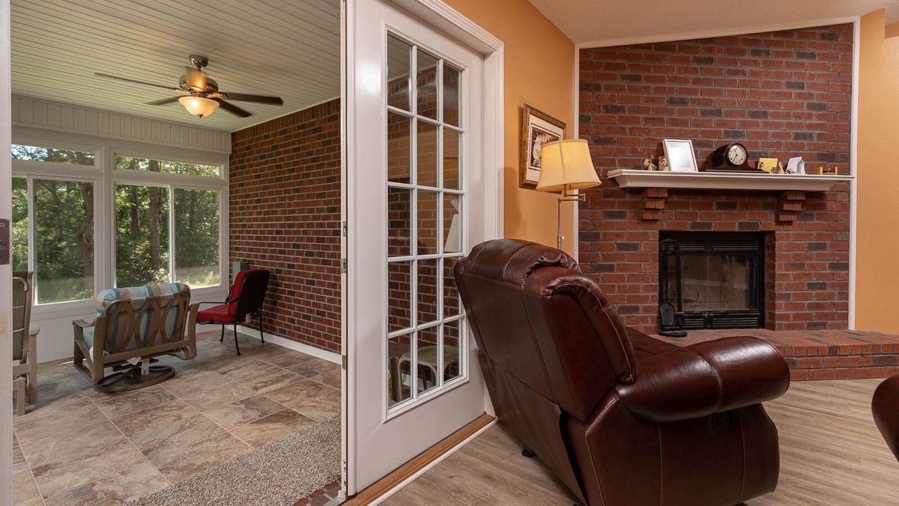 Photo of Livingroom in Milton