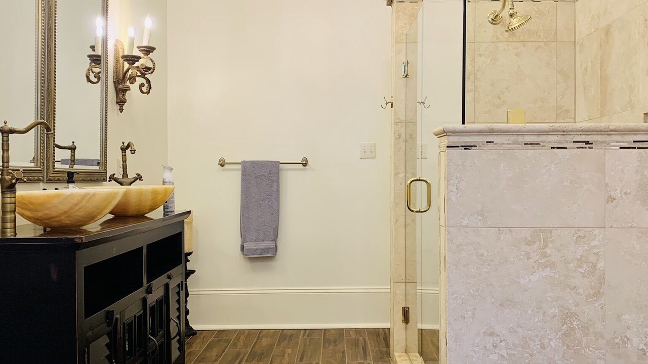 Photo of Bathroom in Treme
