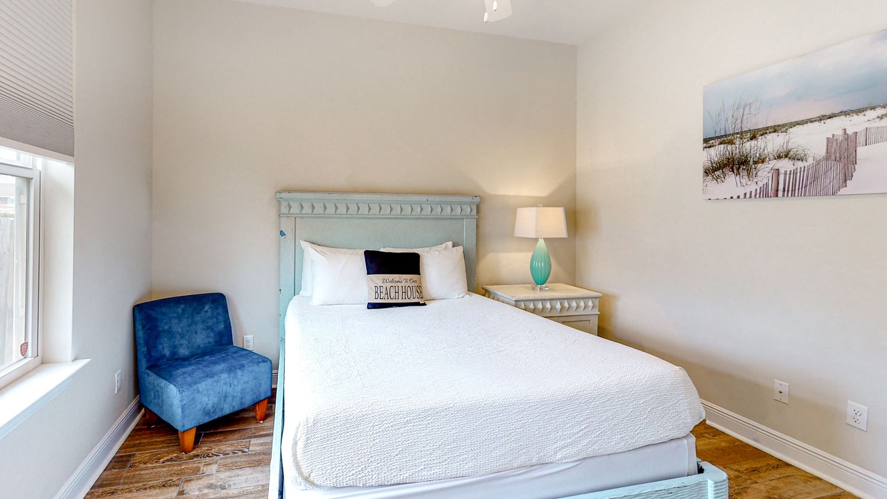 Photo of Bedroom in Crescent Beach
