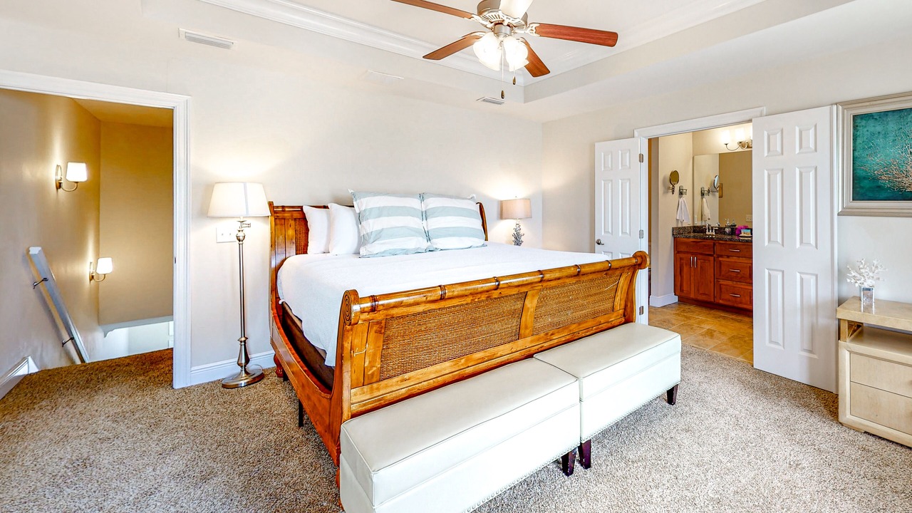 Photo of Bedroom in Crescent Beach