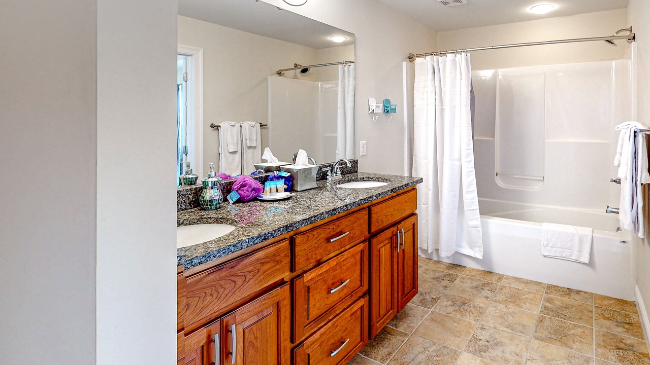 Photo of Bathroom in Crescent Beach