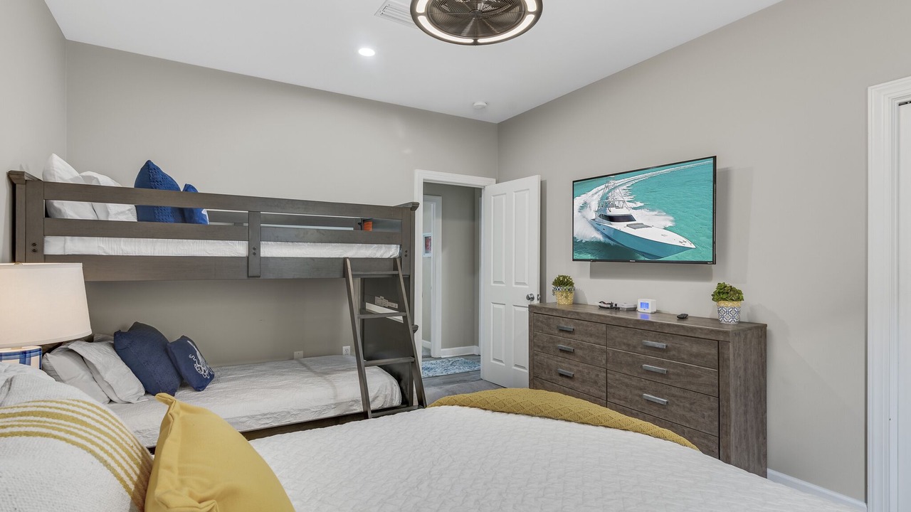 Photo of Bathroom in Emerald Waters Village