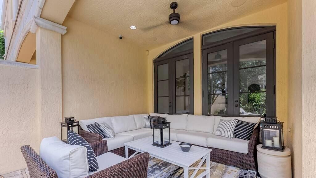 Photo of Outdoor in Downtown Fort Lauderdale